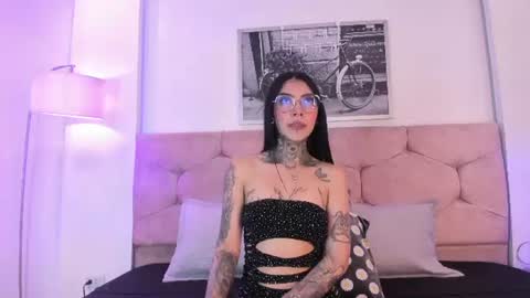 ashley_white07 online show from 07/02/26, 11:38