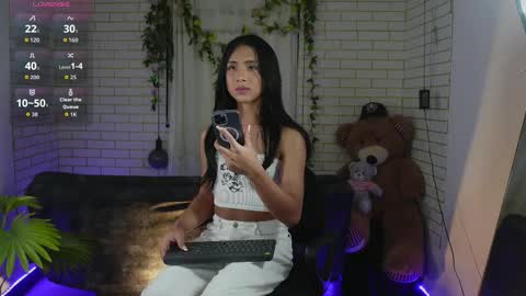 Snapshot of ashley_winhouse chatting on 09/20/25, 02:01 ashley_winhouse online show from 09/20/25, 02:01