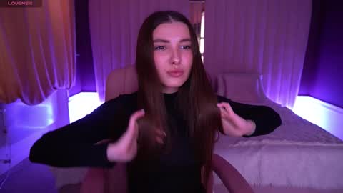 ashleybaee online show from 11/11/25, 01:11