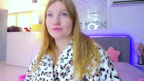 AshleyJonse online show from 11/04/25, 06:01