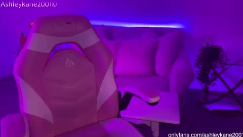 Ashley online show from 03/05/25, 03:40