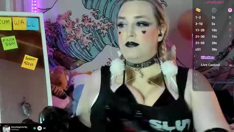 Snapshot of ashleyqt_aus chatting on 09/09/25, 12:48 AshleyQT online show from 09/09/25, 12:48