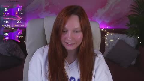 Snapshot of ashleyreds chatting on 04/07/26, 01:33 Ashley online show from 04/07/26, 01:33