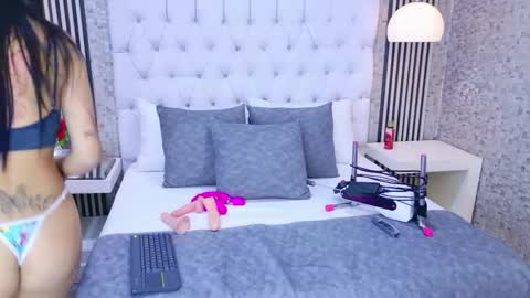 AshleyRoberh online show from 05/02/26, 08:47