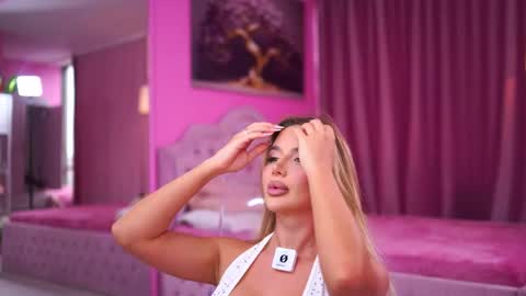 Ashley online show from 11/28/25, 11:13