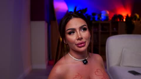 Snapshot of ashleysinnx chatting on 02/28/26, 01:06 Ashley online show from 02/28/26, 01:06