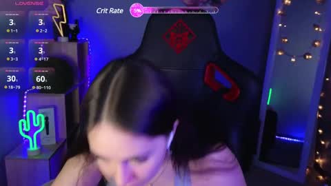 Snapshot of ashleyskott chatting on 03/11/25, 07:48 Ashley online show from 03/11/25, 07:48