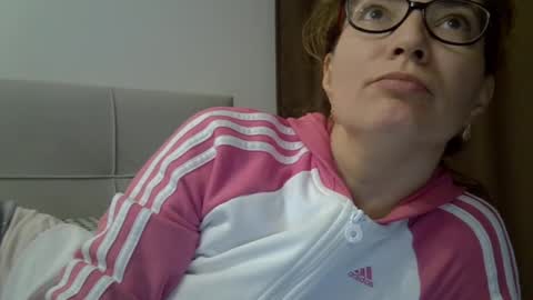 Ashley online show from 11/18/25, 04:28