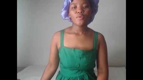 ashleyt255 online show from 09/24/25, 07:44