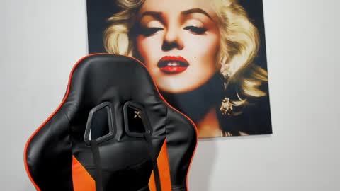    online show from 01/07/25, 02:53