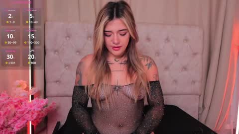 Snapshot of ashleyvalirya chatting on 01/16/25, 03:56 Ashley Lauren online show from 01/16/25, 03:56