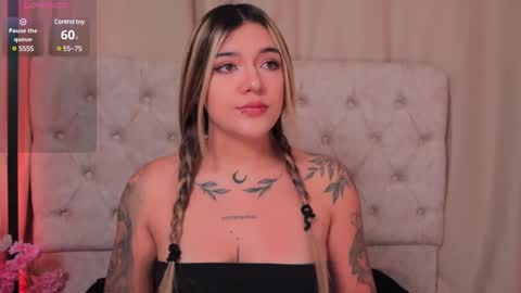 Snapshot of ashleyvalirya chatting on 02/10/25, 03:46 Ashley Lauren online show from 02/10/25, 03:46