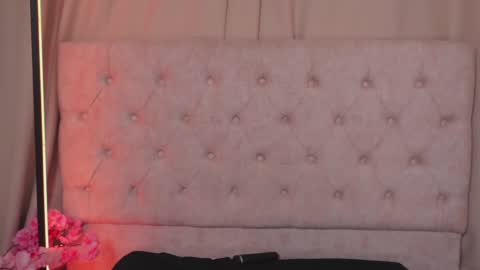 Snapshot of ashleyvalirya chatting on 02/27/25, 07:12 Ashley Lauren online show from 02/27/25, 07:12