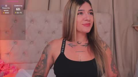 Snapshot of ashleyvalirya chatting on 03/03/25, 03:52 Ashley Lauren online show from 03/03/25, 03:52