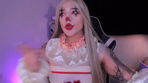 Snapshot of ashleyvalirya chatting on 10/31/25, 03:40 Ashley Lauren online show from 10/31/25, 03:40