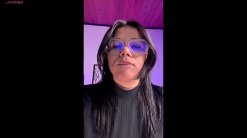 Snapshot of ashleyy18__ chatting on 05/19/26, 06:47 Ashleyy18 online show from 05/19/26, 06:47