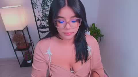 Ashleyy18   online show from 06/24/26, 08:08