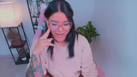 Ashleyy18   online show from 07/01/26, 05:02