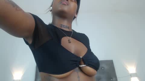 Snapshot of ashliegreen1 chatting on 03/06/25, 07:03 AshlieGreen online show from 03/06/25, 07:03