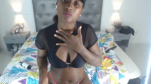 Snapshot of ashliegreen1 chatting on 03/06/25, 10:09 AshlieGreen online show from 03/06/25, 10:09