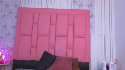 ashlleyray online show from 06/18/26, 07:07