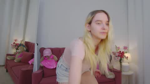 ashly_cherry online show from 10/29/25, 11:23
