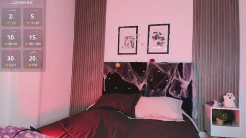    online show from 10/19/25, 07:03