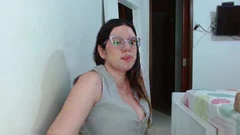 AshlyMoon online show from 05/15/26, 11:56
