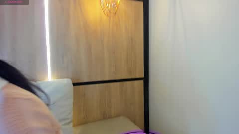 ashlyn online show from 01/06/26, 08:01