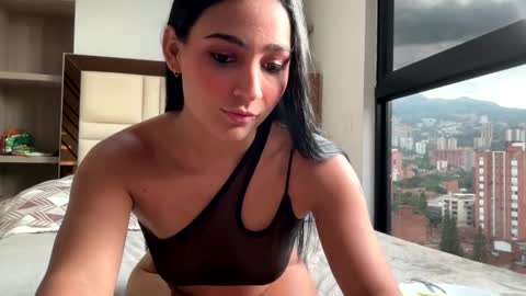 Ashly Rouxx online show from 04/30/26, 09:52