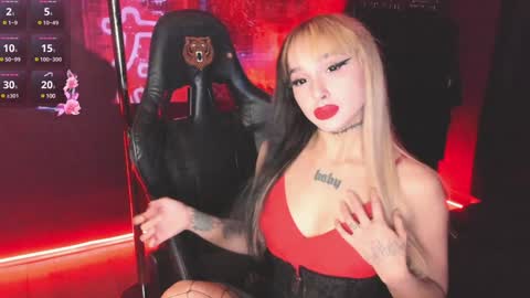 Snapshot of ashmila chatting on 01/23/25, 07:00 Mila online show from 01/23/25, 07:00