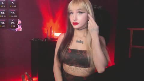 Snapshot of ashmila chatting on 02/01/25, 08:18 Mila online show from 02/01/25, 08:18