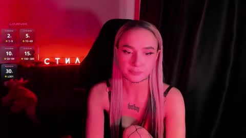 Snapshot of ashmila chatting on 03/17/26, 04:39 Mila online show from 03/17/26, 04:39