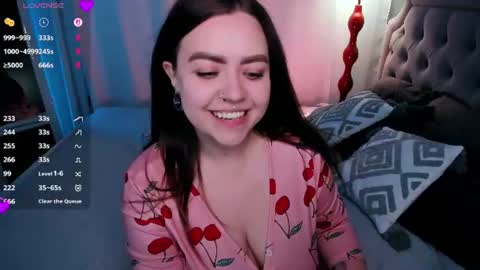 Your girlfriend online show from 06/19/26, 12:04