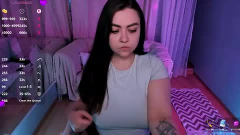 Your girlfriend online show from 06/19/26, 11:19