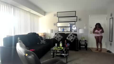 Asia online show from 01/12/25, 03:14