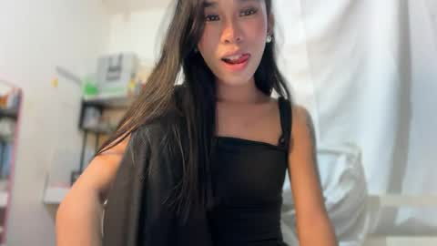 Snapshot of asian_aki chatting on 07/14/26, 02:56 Marj online show from 07/14/26, 02:56