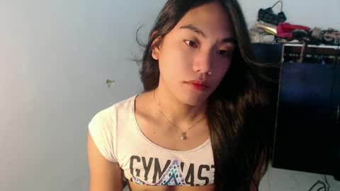 Snapshot of asian_alliyah chatting on 05/12/26, 11:35 asian_alliyah online show from 05/12/26, 11:35