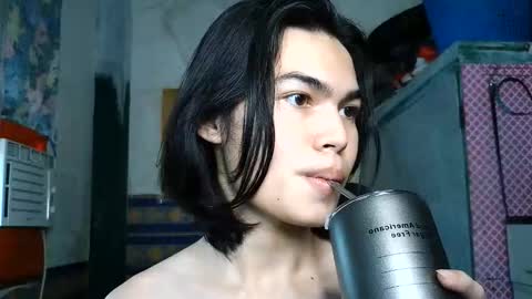 Snapshot of asian_babyboi chatting on 05/31/26, 06:31 asian_babyboi online show from 05/31/26, 06:31