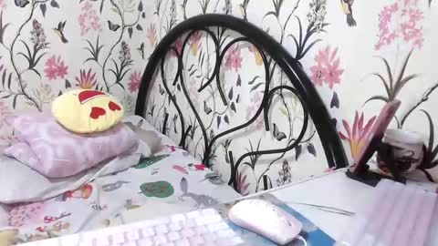 Snapshot of asian_bigboobs20 chatting on 09/17/25, 10:11 Asian Bigboobs20 online show from 09/17/25, 10:11