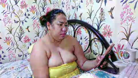 Snapshot of asian_bigboobs20 chatting on 10/13/25, 05:35 Asian Bigboobs20 online show from 10/13/25, 05:35