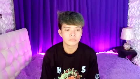 Snapshot of asian_blakefoster chatting on 05/27/26, 01:13 asian_blakefoster online show from 05/27/26, 01:13