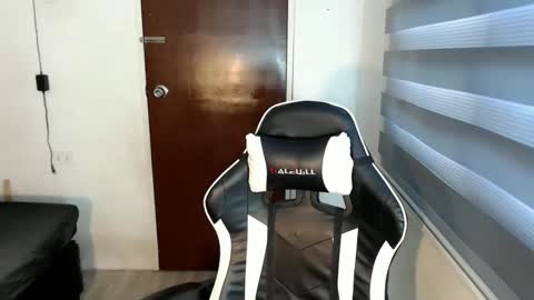 Snapshot of asian_cecilyxx chatting on 01/29/25, 06:33 Cecily online show from 01/29/25, 06:33