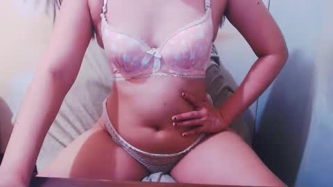 Snapshot of asian_cheska chatting on 03/06/25, 05:57 asian_cheska online show from 03/06/25, 05:57