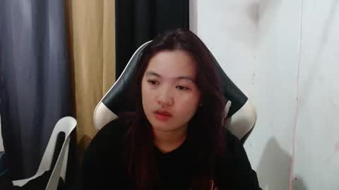 Snapshot of asian_honey69 chatting on 05/11/26, 12:44 bb girl online show from 05/11/26, 12:44