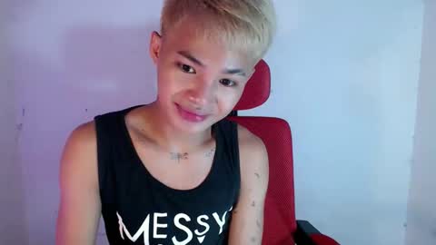 Snapshot of asian_lover05 chatting on 05/04/26, 04:36 asian_lover05 online show from 05/04/26, 04:36