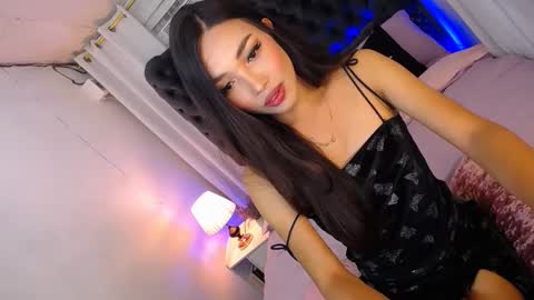 LUCI BABE online show from 02/08/25, 05:08