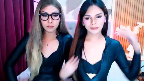 mooreen online show from 06/19/26, 07:12