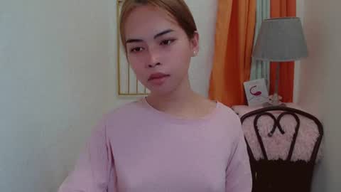 Snapshot of asian_pinay_oldlover chatting on 06/20/26, 09:39 Angel online show from 06/20/26, 09:39
