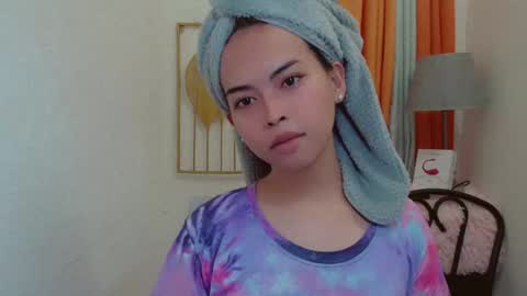 Snapshot of asian_pinay_oldlover chatting on 06/25/26, 09:52 Angel online show from 06/25/26, 09:52